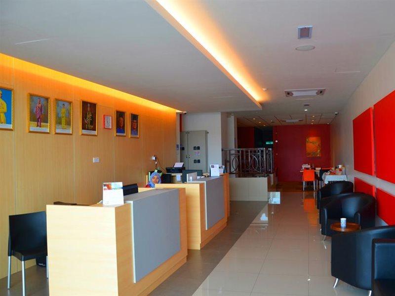 Hotel Jeti Tg Gemok Padang Endau 외부 사진