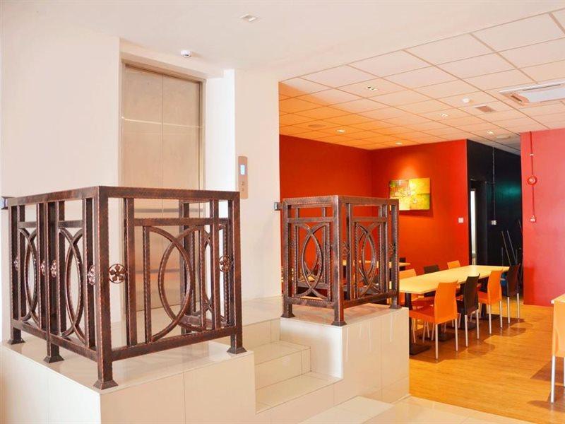 Hotel Jeti Tg Gemok Padang Endau 외부 사진