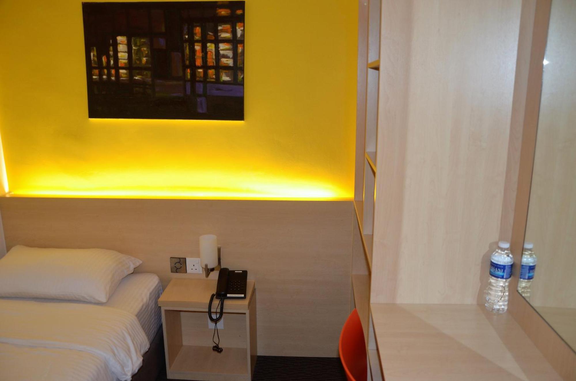 Hotel Jeti Tg Gemok Padang Endau 외부 사진