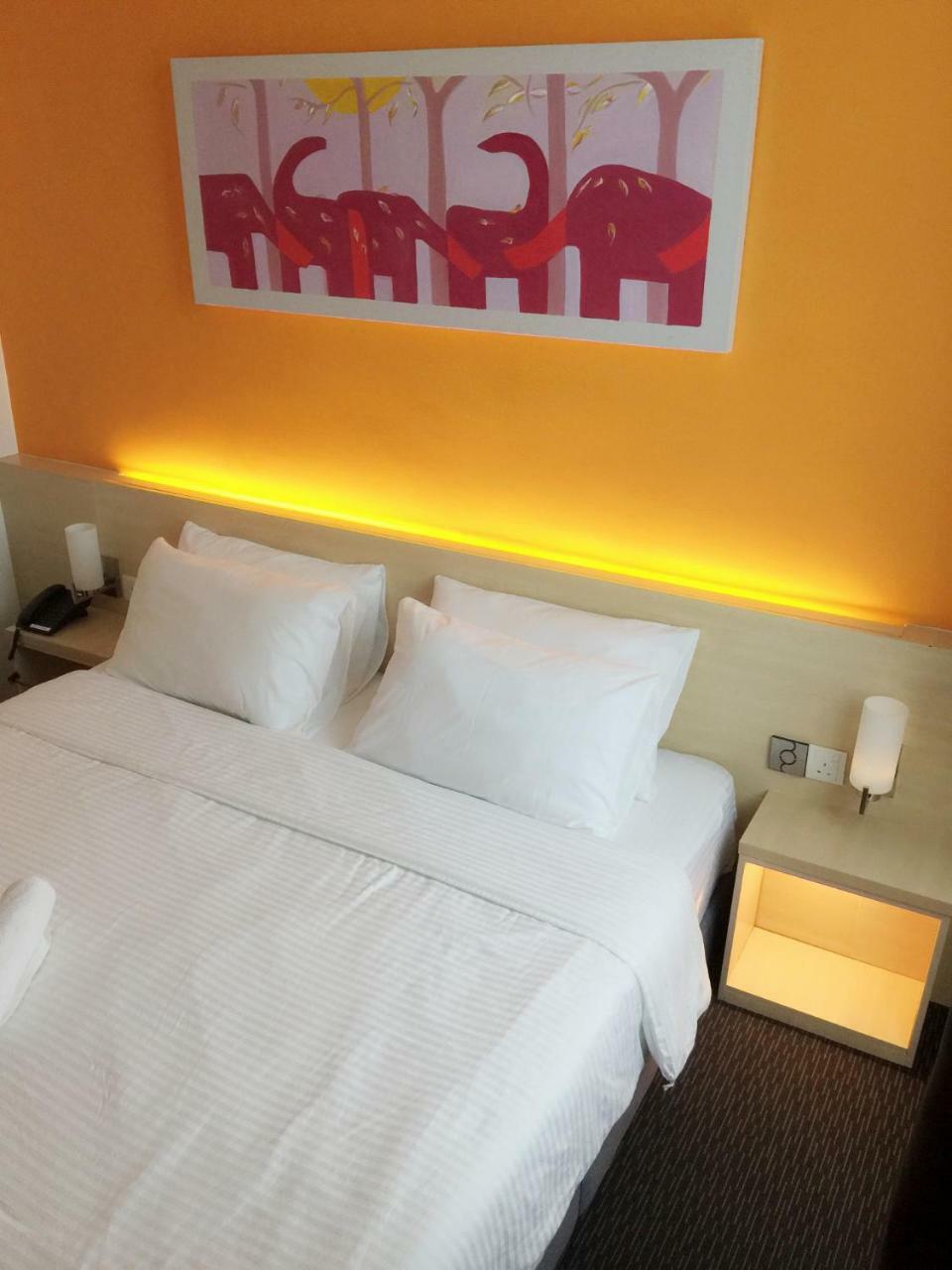 Hotel Jeti Tg Gemok Padang Endau 외부 사진